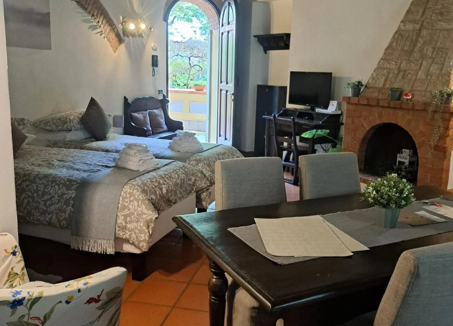 Monolocale Beatrice Abbadesse Guest House Milano
