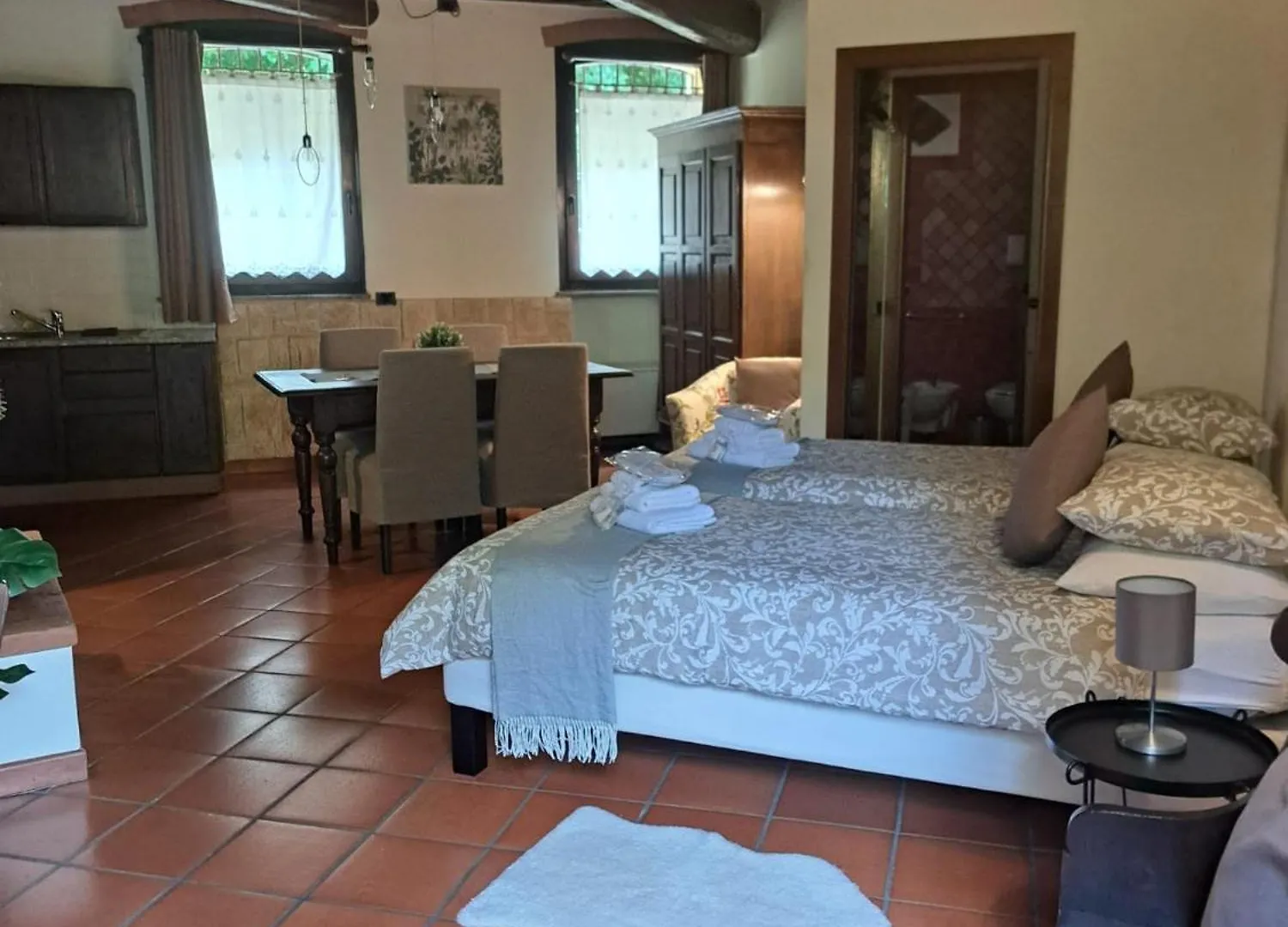 Monolocale Beatrice Abbadesse Guest House 밀라노 아파트호텔
