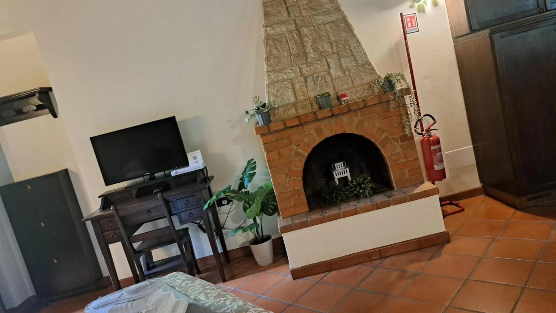 Monolocale Beatrice Abbadesse Guest House 밀라노 0*,  이탈리아